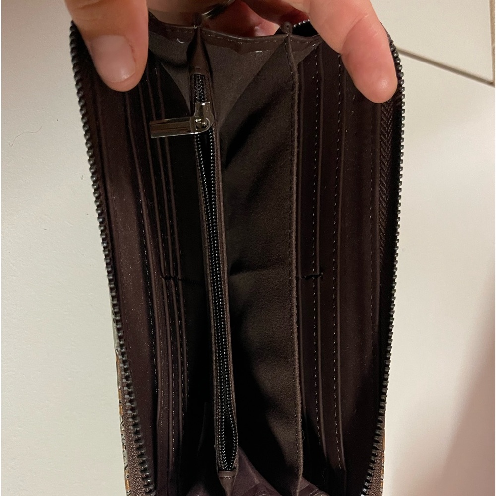 Wallet - Picture 2 of 2